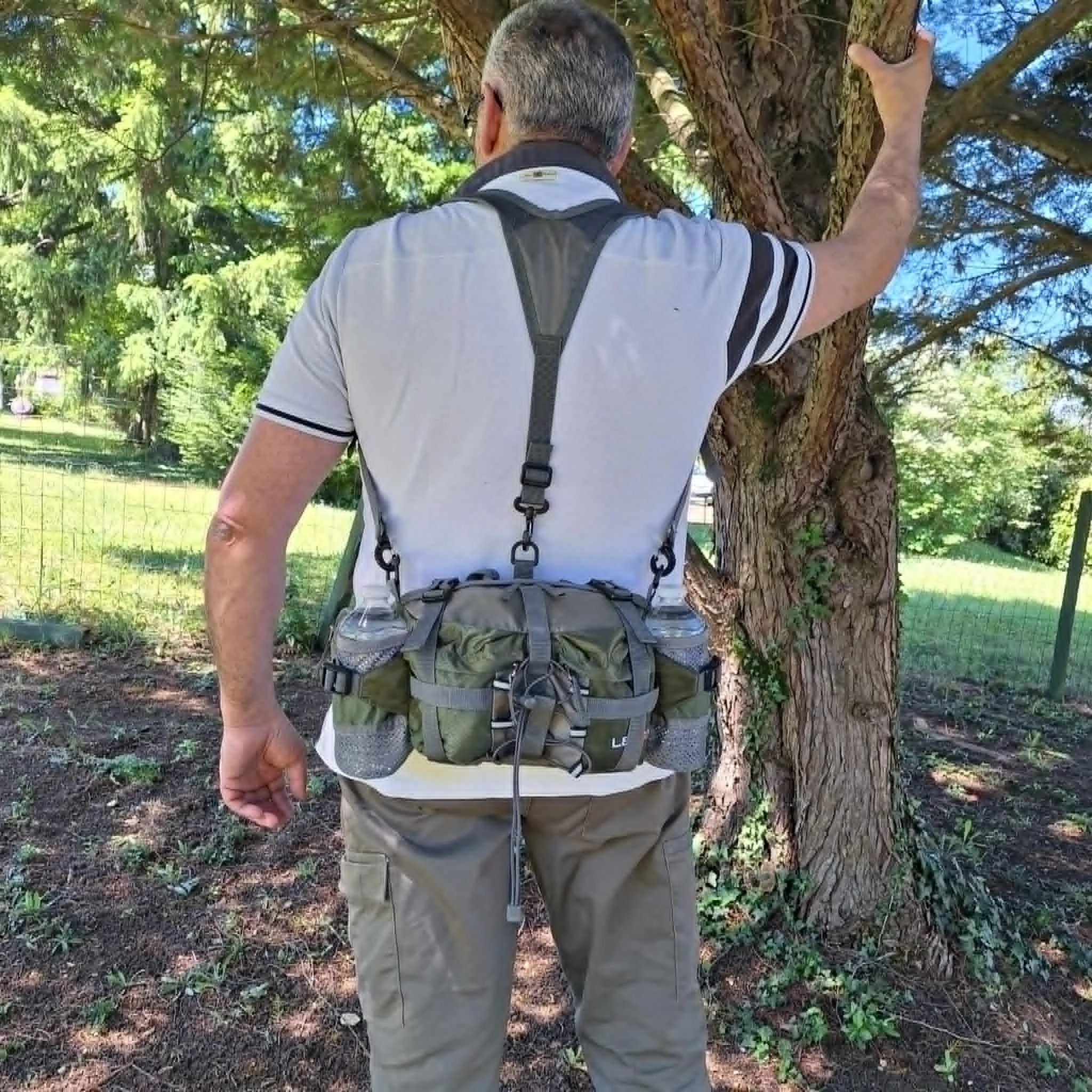Sac Outdoor Rando Confort Plus — dos rembourré, poches multiples, vert foncé